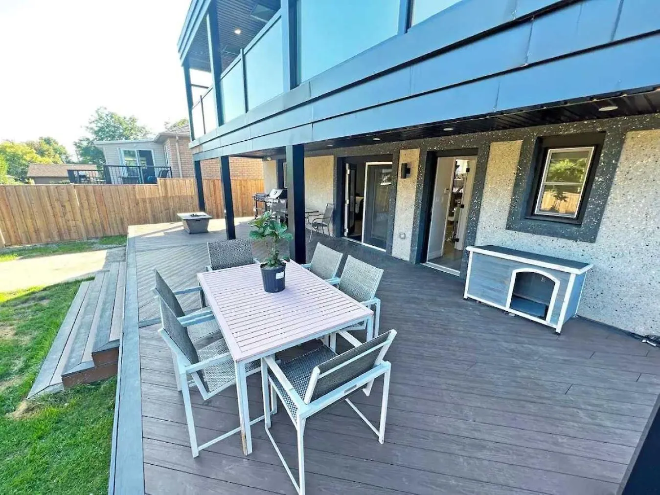 Apartment Luxe Home Near Limeridge - Sleeps 11 - Pool Hamilton